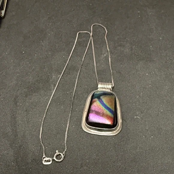 Vintage Sterling Silver Dichroic Iridescent Pendant with 925 Silver Chain - Picture 7 of 9